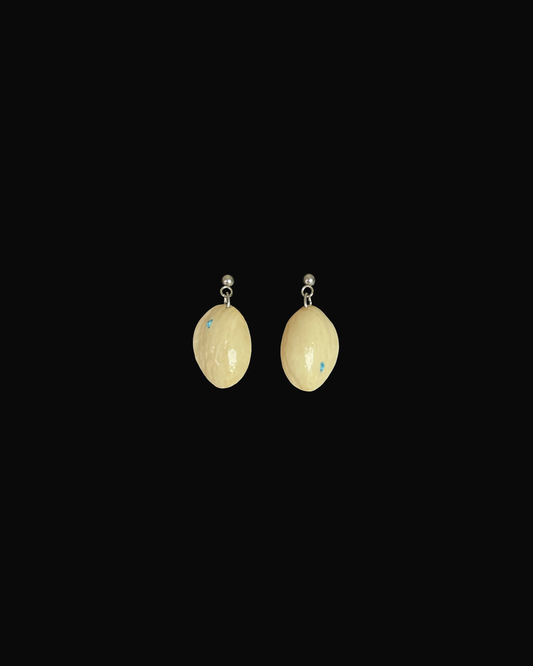 Pistachio Shell Seesaw Stitch Earrings